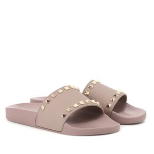 Valentino Rockstud Pool slides